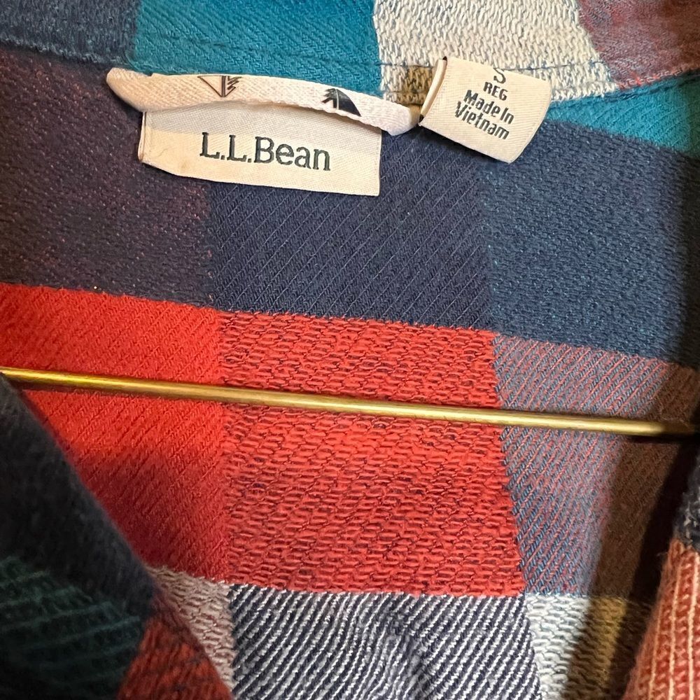 L.L. Bean Shacket   - Picture 4 of 4